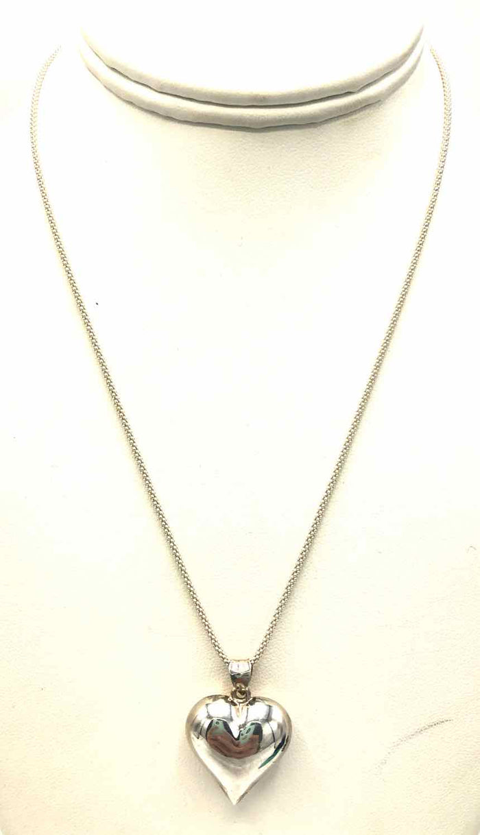 Sterling Silver Pre Loved Heart 18" ss Necklace