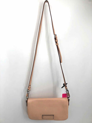 MARC JACOBS Pink Silver Leather Pre Loved Crossbody Purse